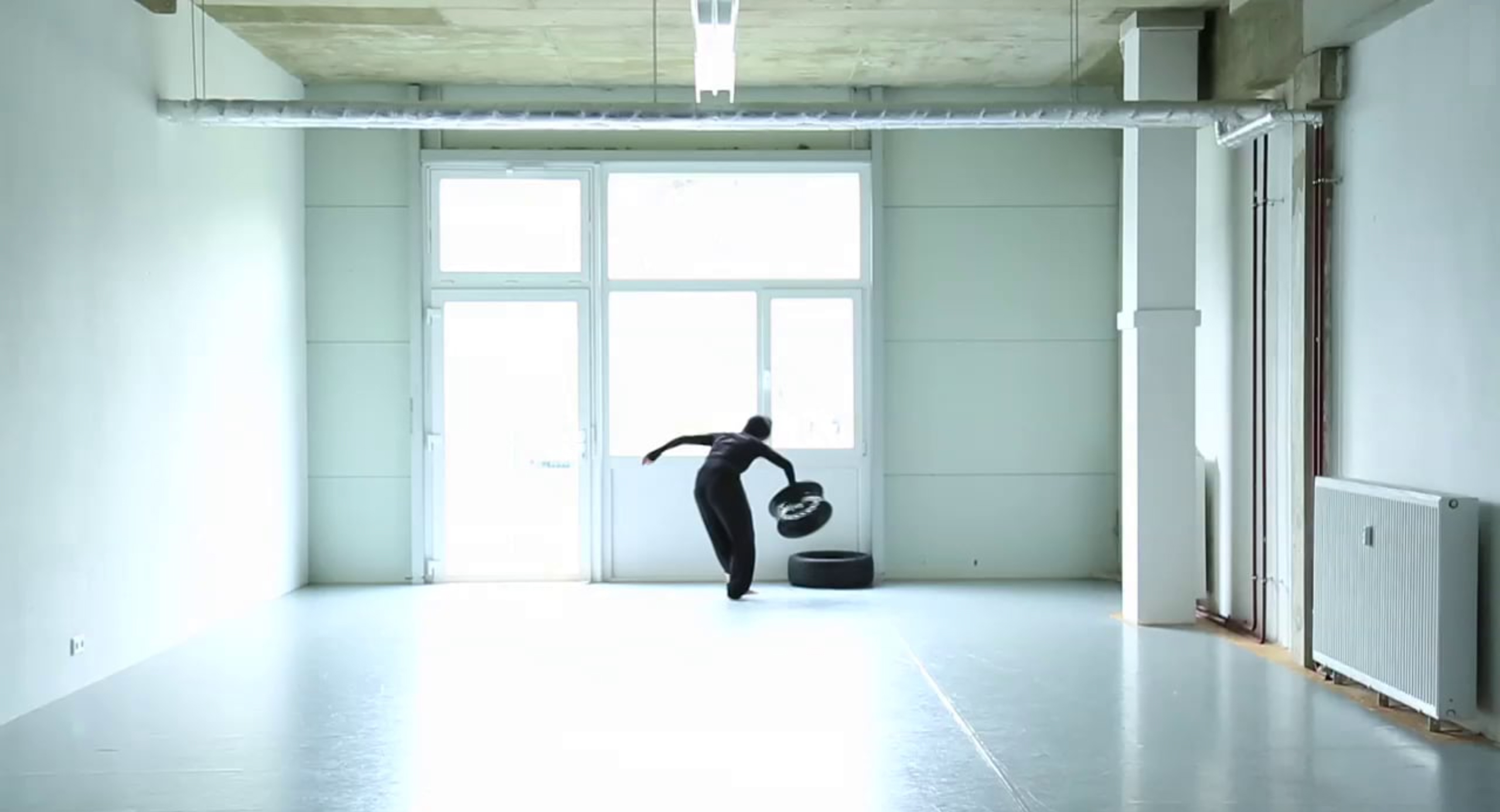 ELECTRIC TIRE-LAND / Foto: Michael Maurissens